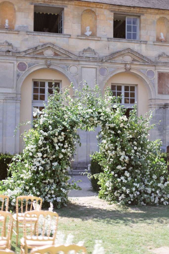 chateau de Vallery wedding florist Floraison