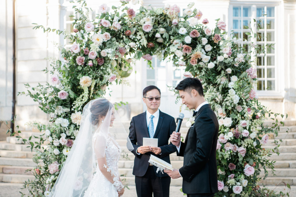 Chateau de Grand Luce wedding florist
