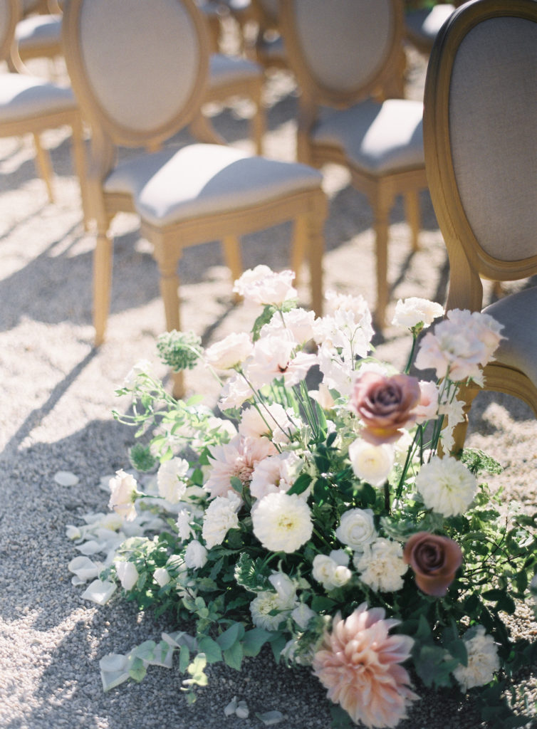 Chateau de Grand Luce wedding florist